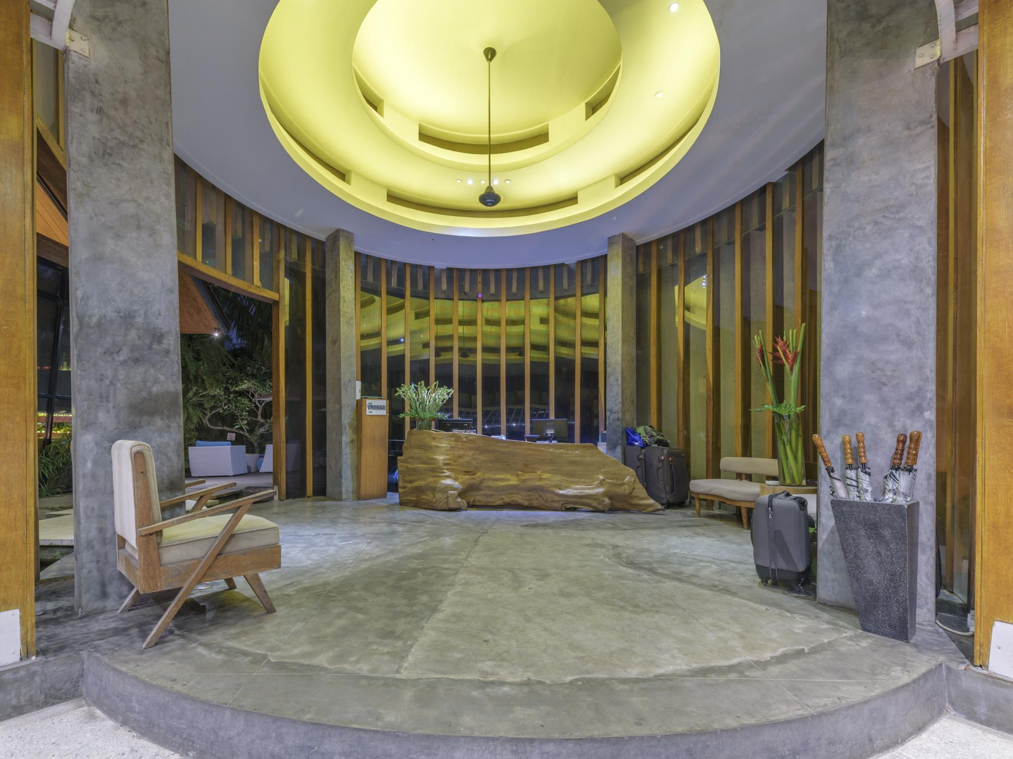 Maca Villas & Spa Bali Семиняк Екстериор снимка