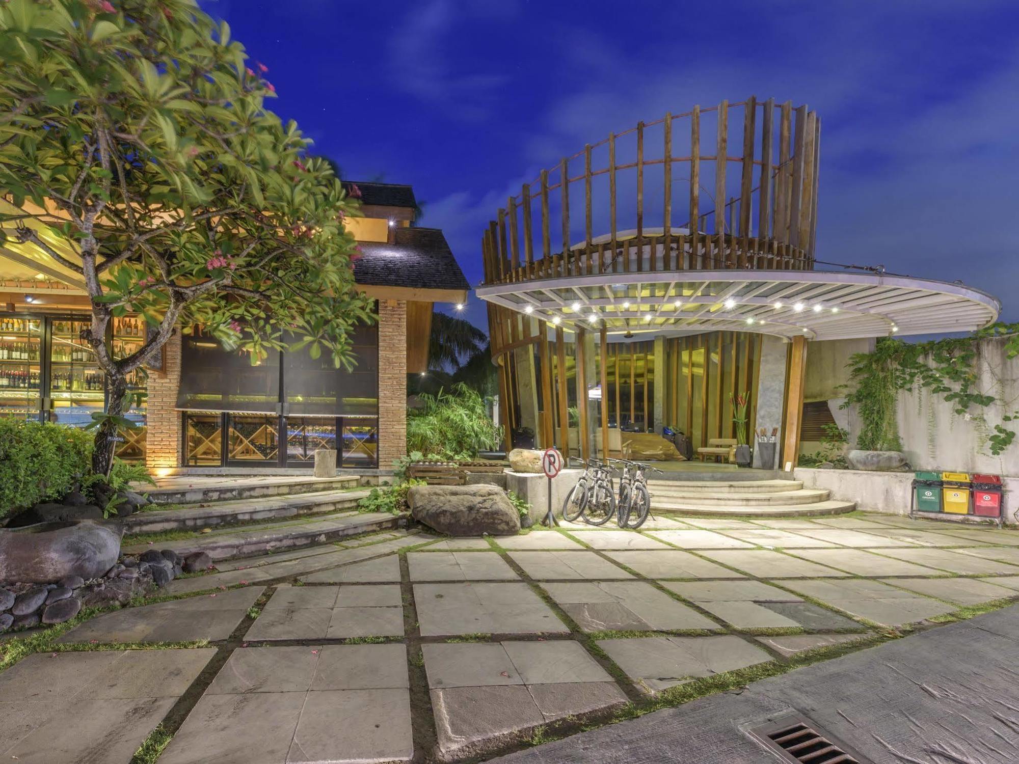 Maca Villas & Spa Bali Семиняк Екстериор снимка