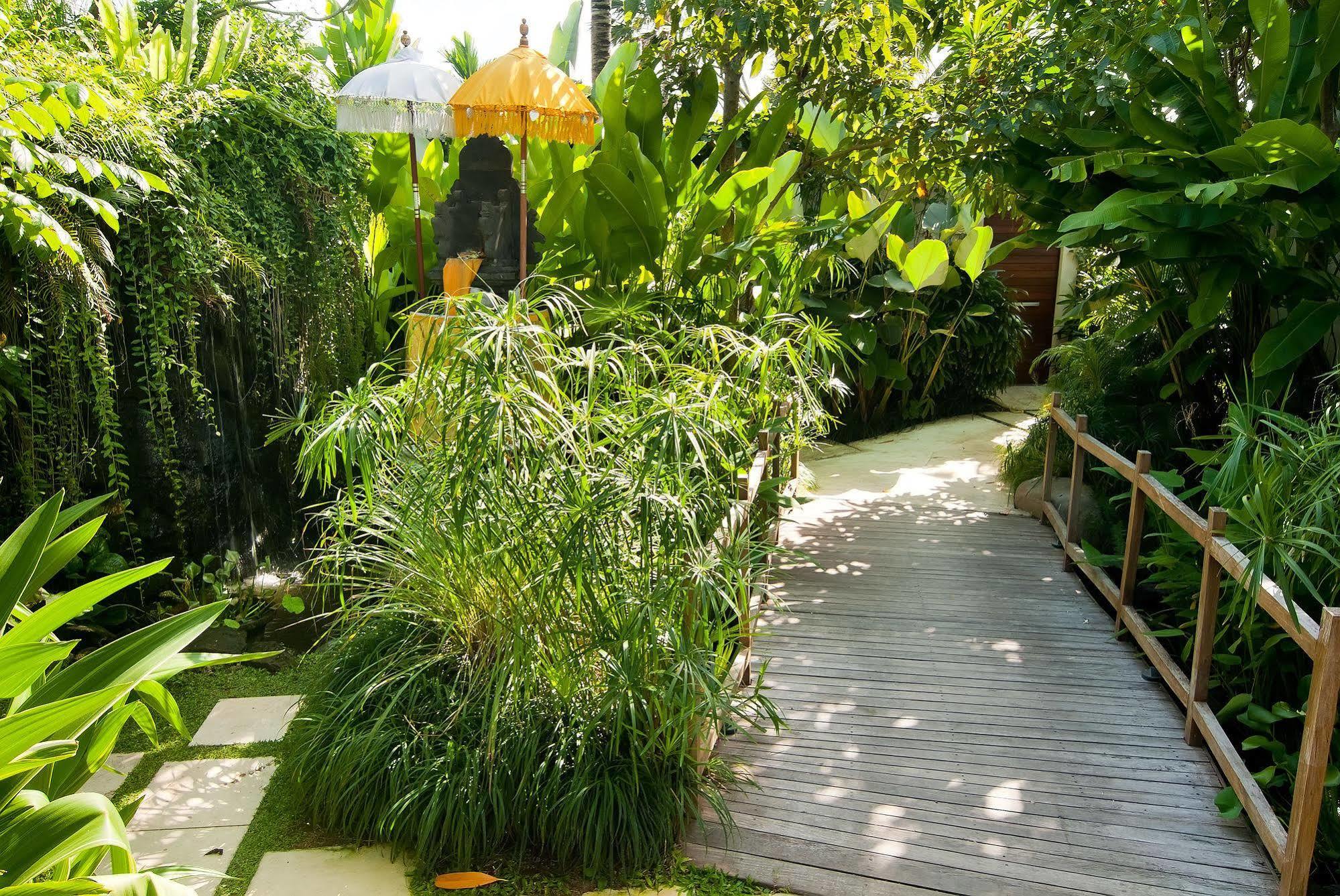 Maca Villas & Spa Bali Семиняк Екстериор снимка